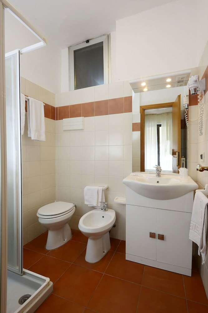 Фото Hotel Ristorante Commercio