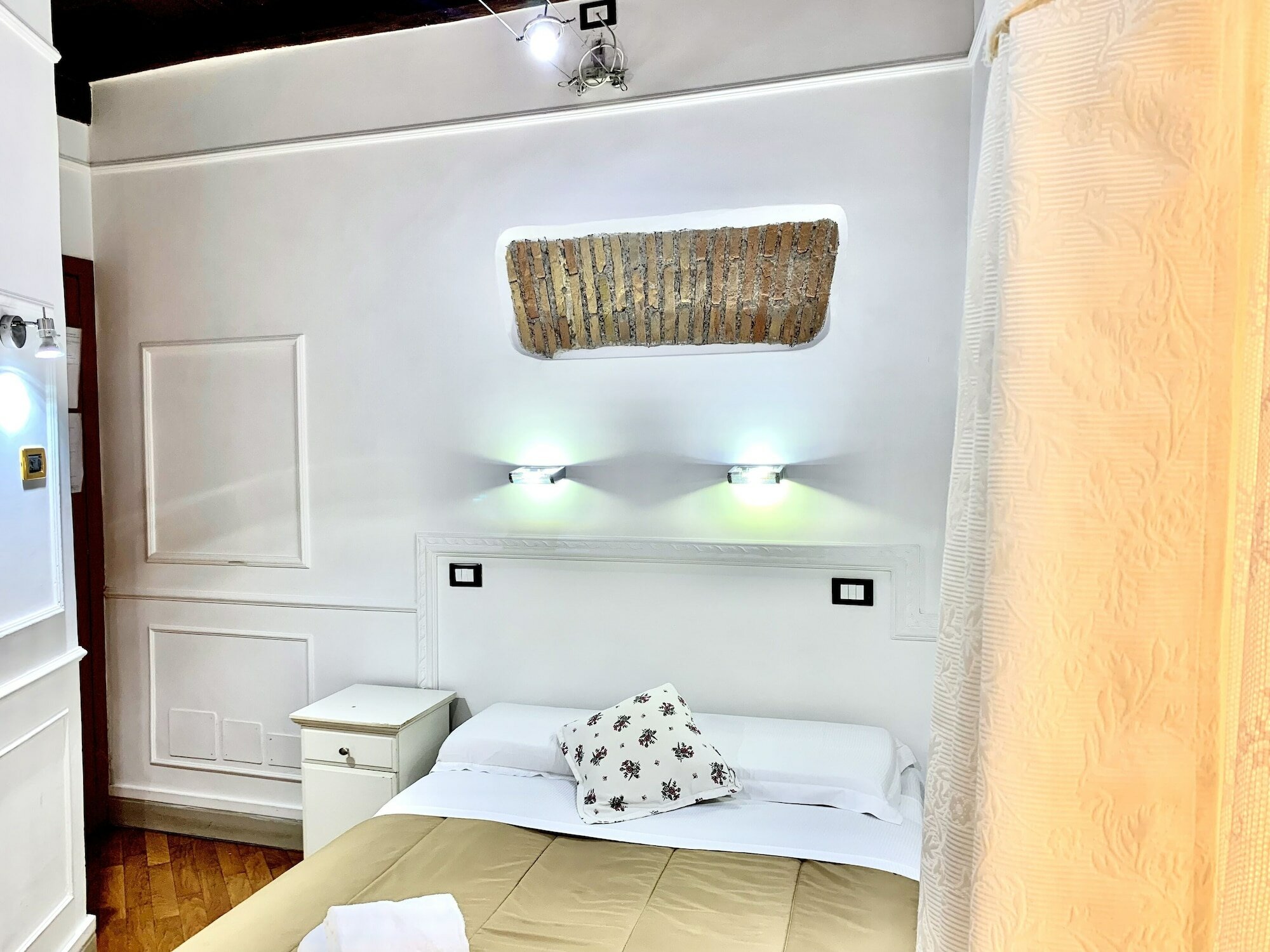 Фото Domus Ester Roma