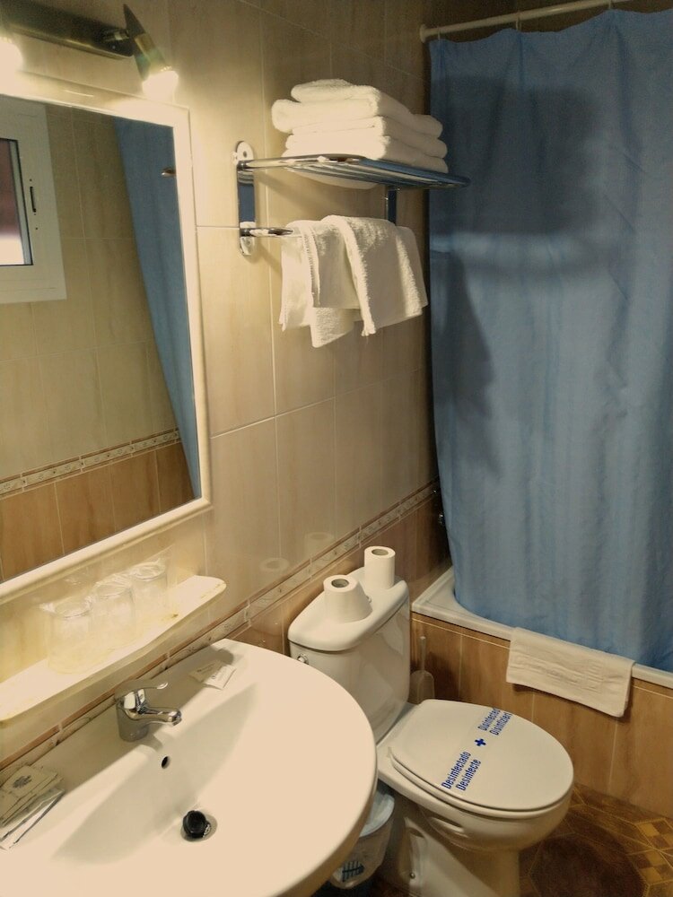 Фото Hostal Bellido