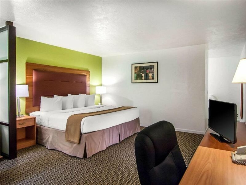 Фото Quality Inn & Suites at Coos Bay