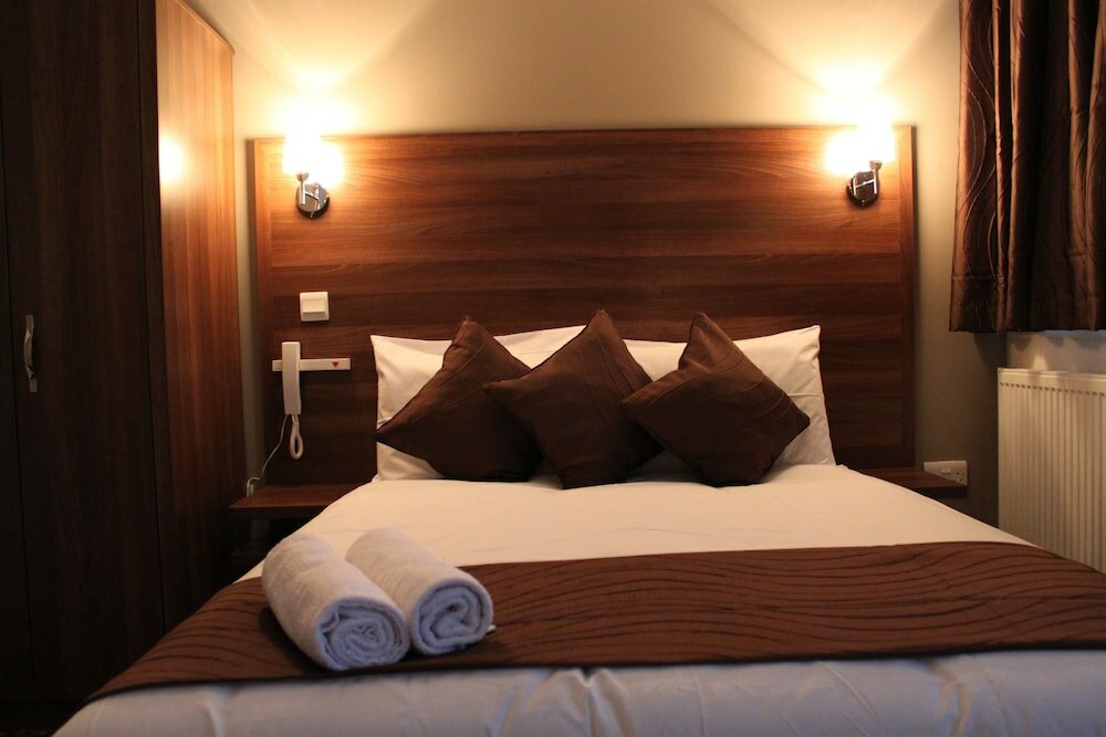 Фото Prince Regent Hotel Excel London