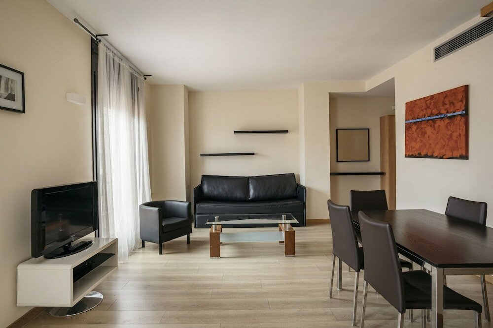 Фото Villarroel Apartments Barcelona