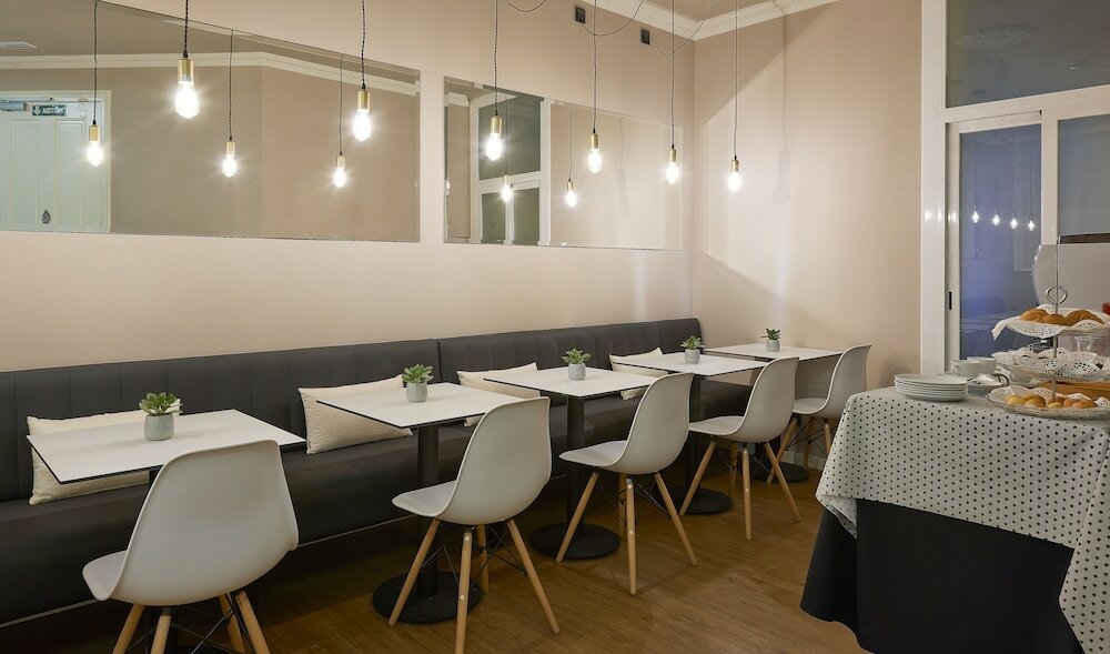 Фото Hostal Central Barcelona