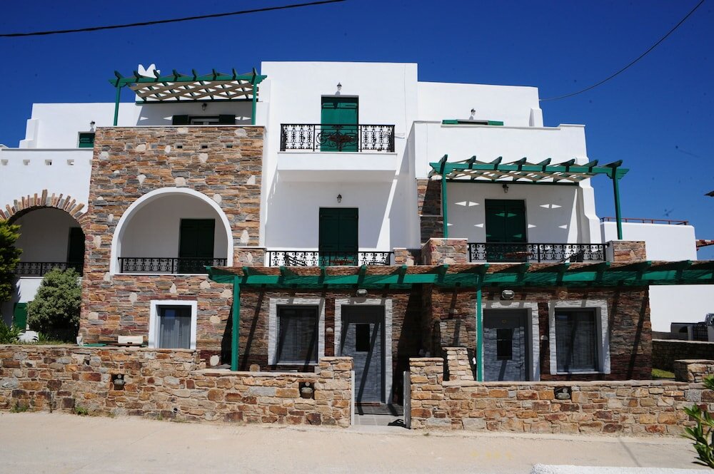 Фото Annita's Village Hotel