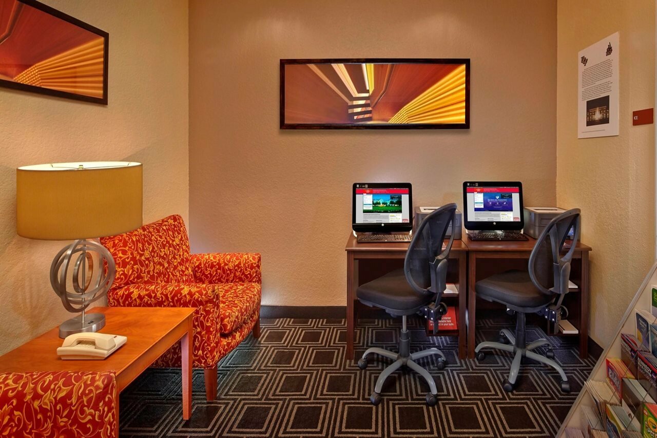Фото TownePlace Suites by Marriott Orlando East/UCF Area