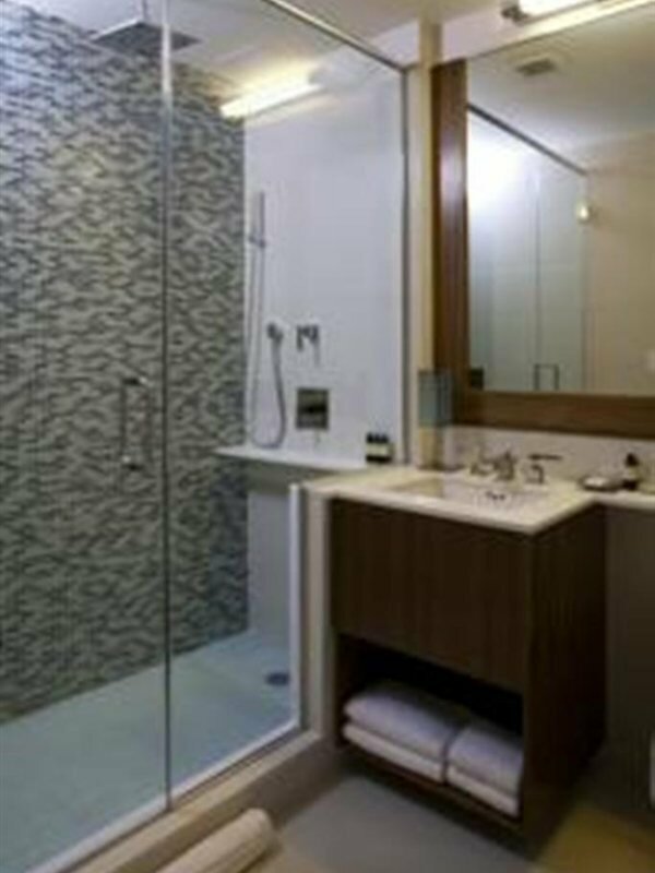 Фото The Gotham Hotel