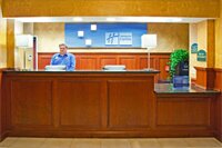 Фото Holiday Inn Express Pittsburgh-Bridgeville, an Ihg Hotel