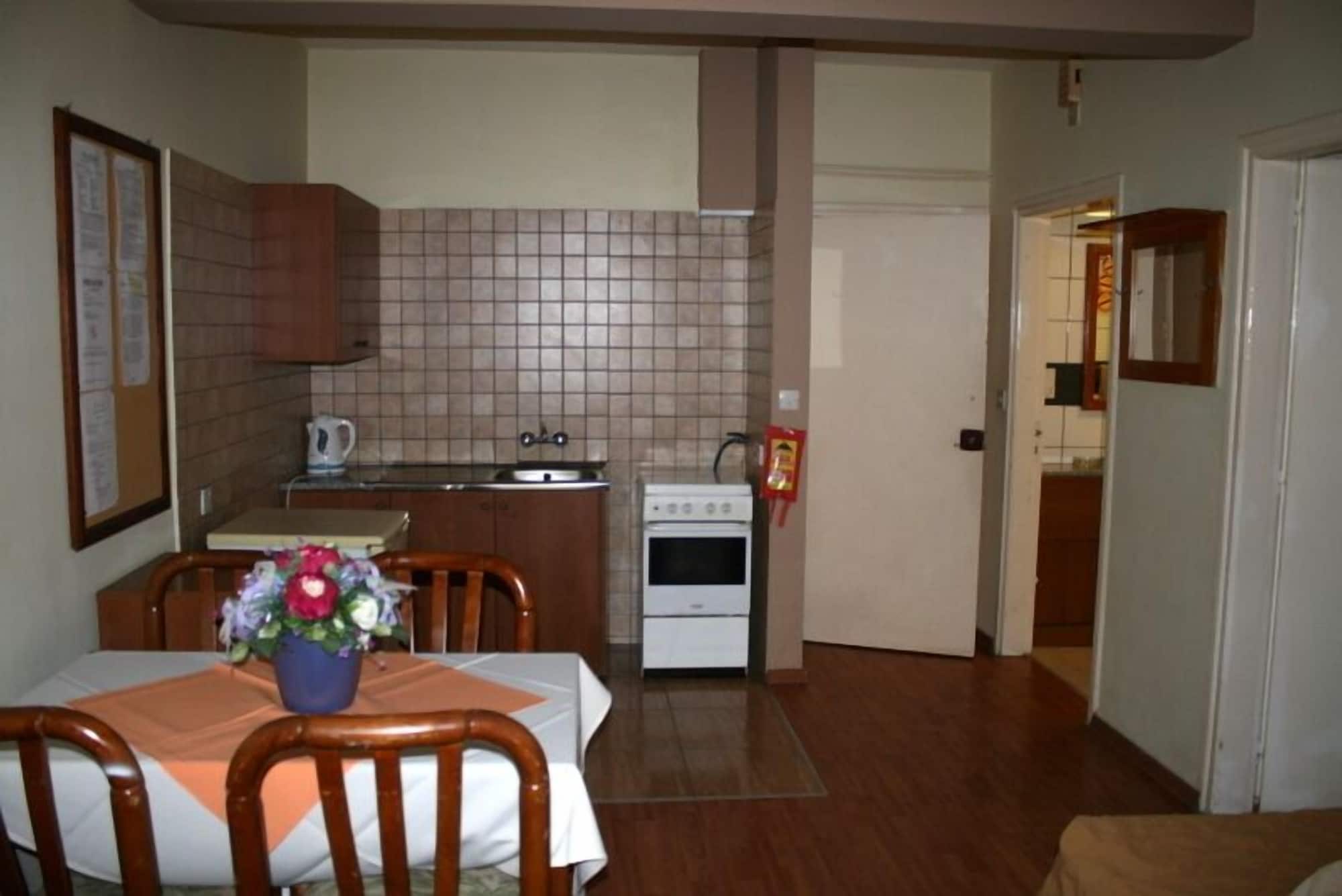 Фото Nick's Hotel Apartments