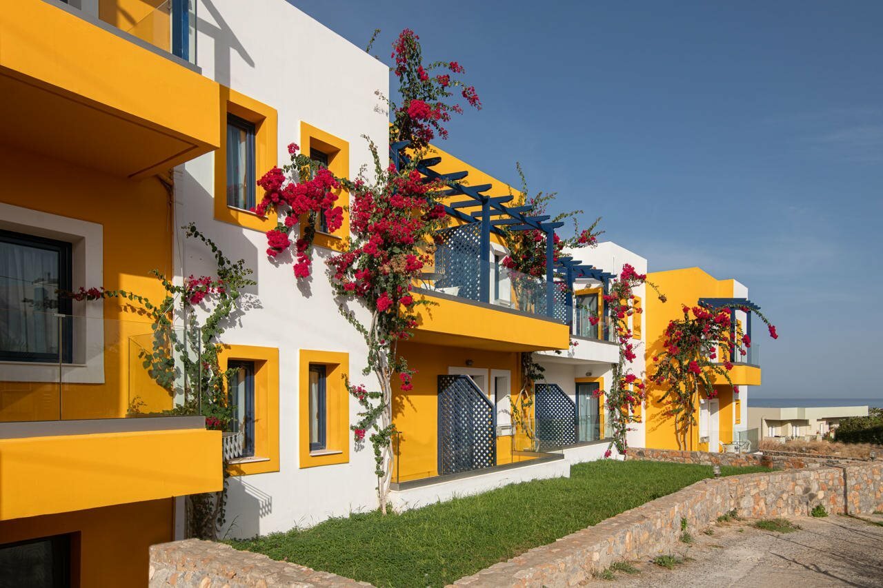 Фото отеля 2