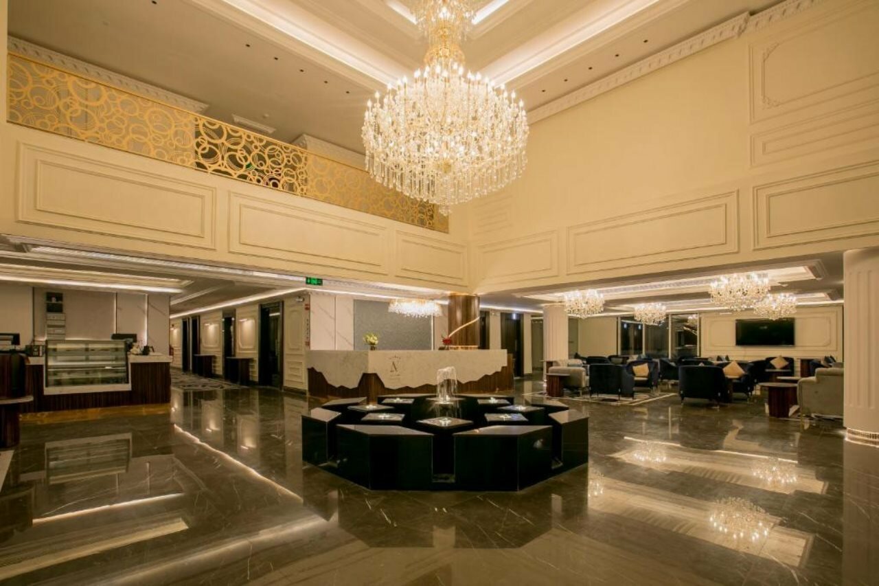 Фото Luxury Night Hotel