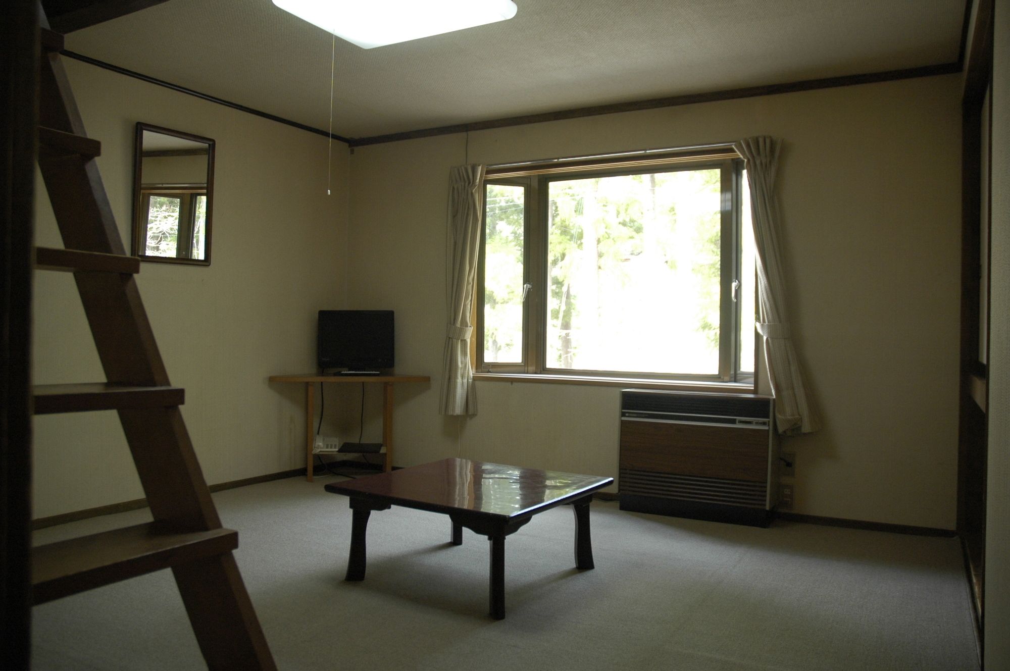 Фото Hakuba Iwatake Lodge Gakuyuso