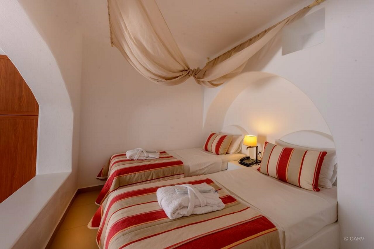 Фото Aspalathras White Hotel