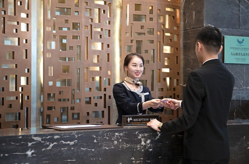 Фото Shenzhen L. gem Hotel