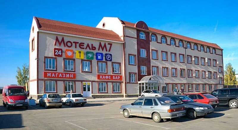 Гостиница М7 в Сятракасах