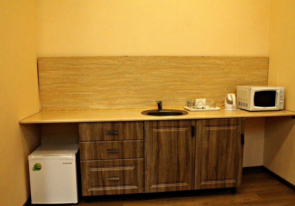 Фото Small Hotel