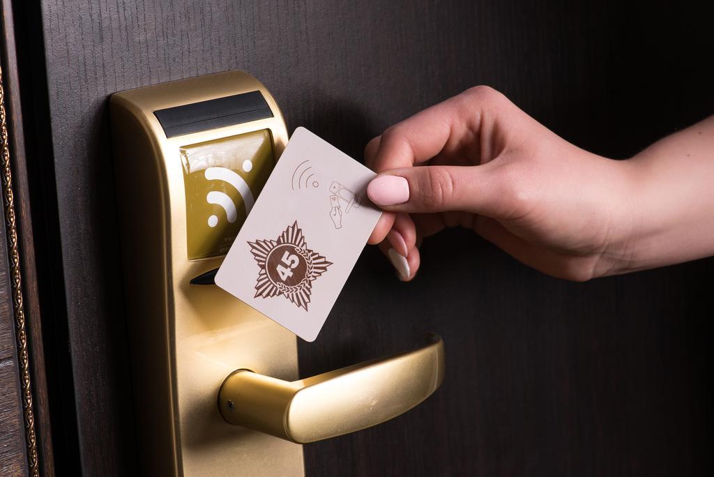 Фото Суворов