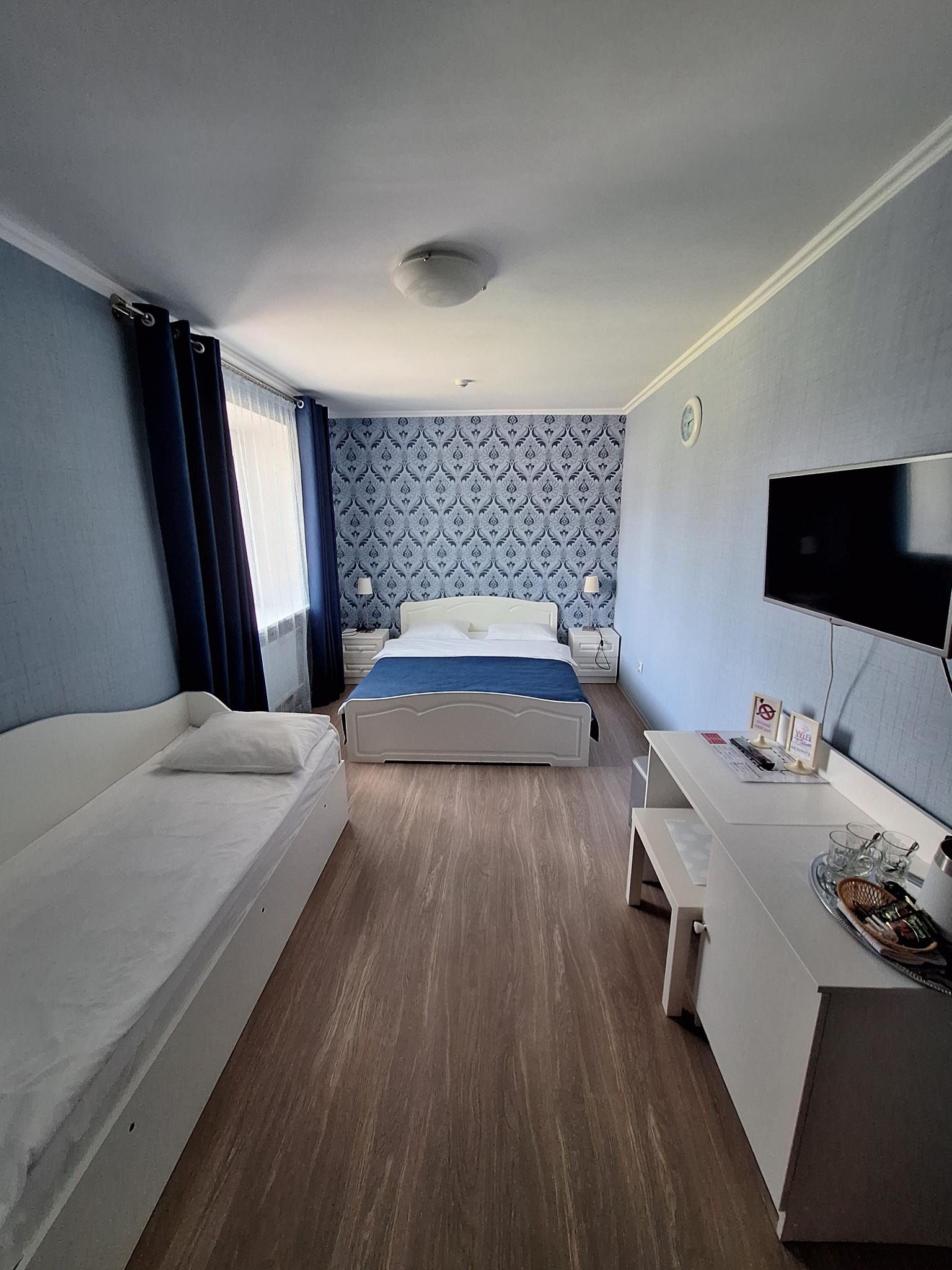 Фото отеля 2