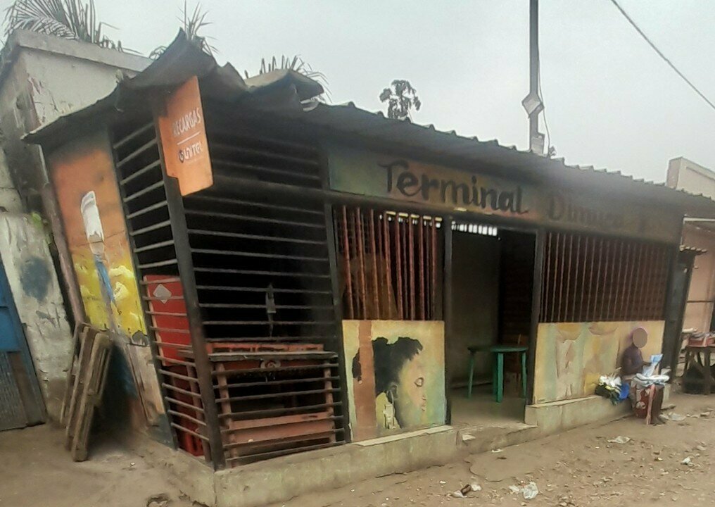 Bar, pub Terminal dimuca, Loanda, photo