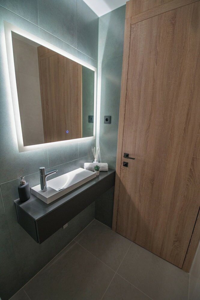 Фото Bj81 Suite Hotel