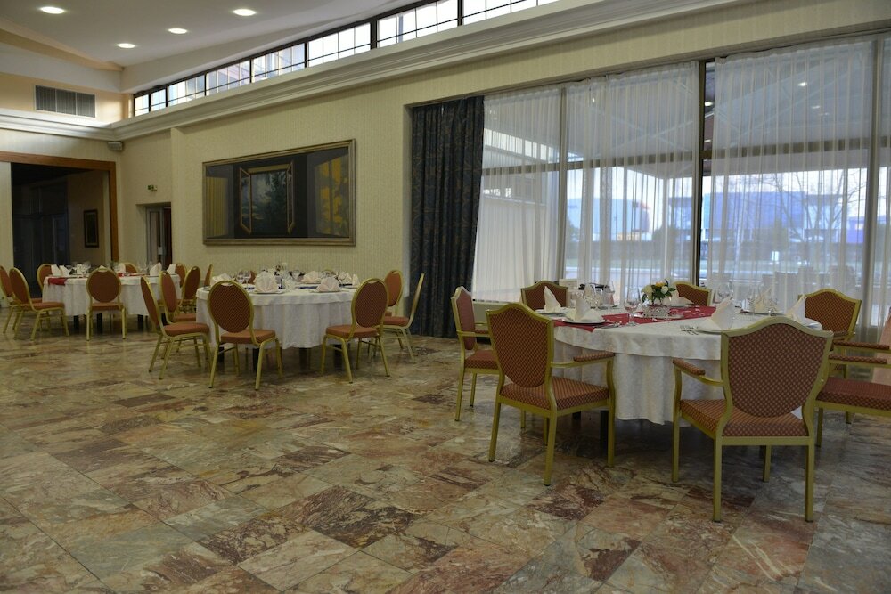 Фото Hotel Bellevue