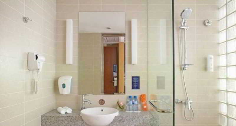 Фото Holiday Inn Express Changshu