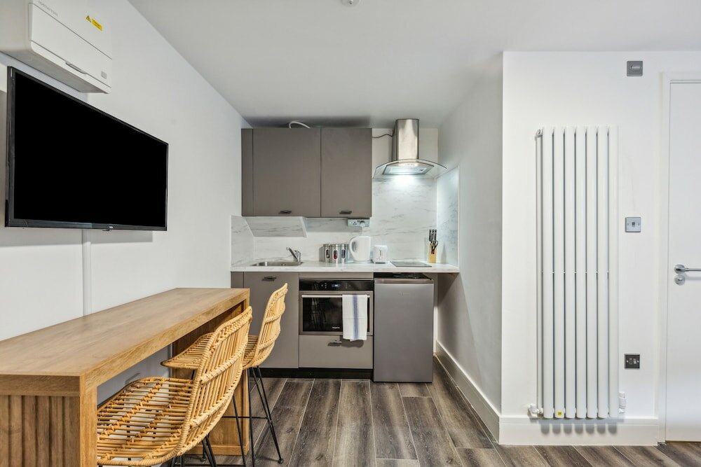 Фото Sutherland Apartments