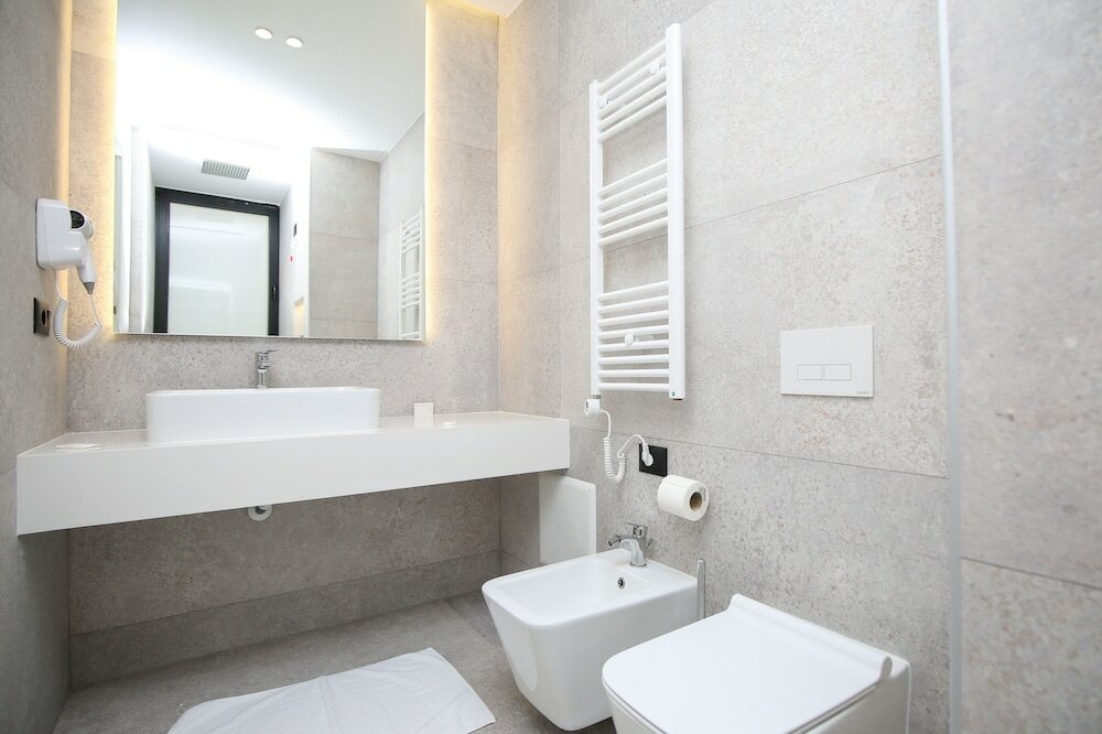 Фото Charm Hotel