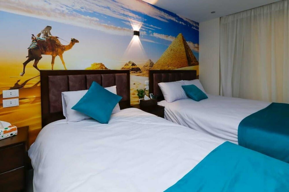 Фото Diamonds Pyramids View Inn