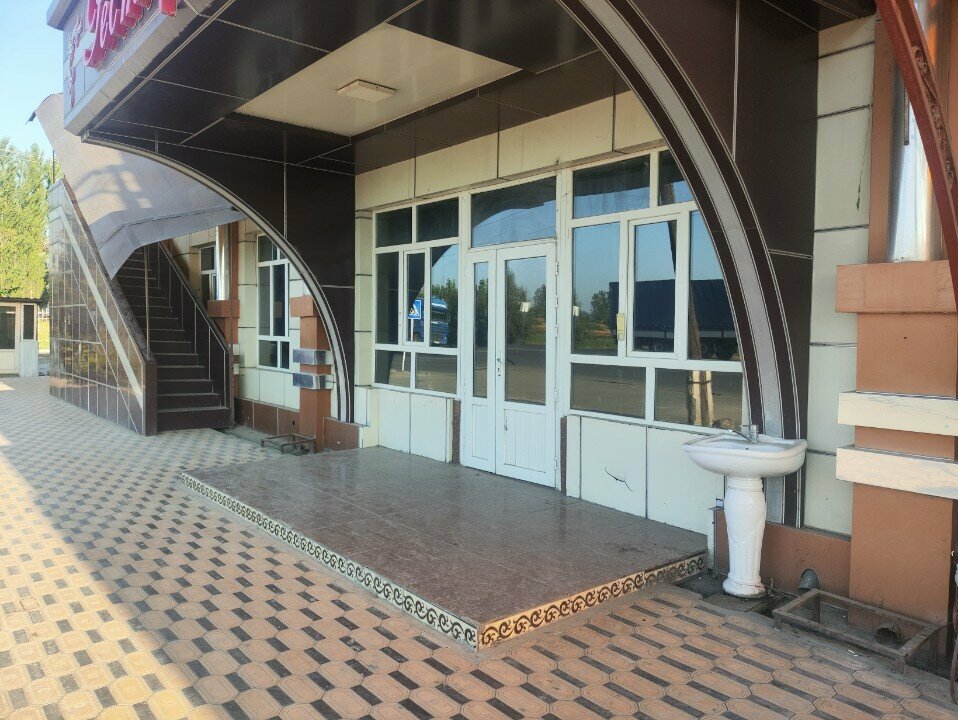 Restaurant Bayastan Khan Saray, Osh Province, photo