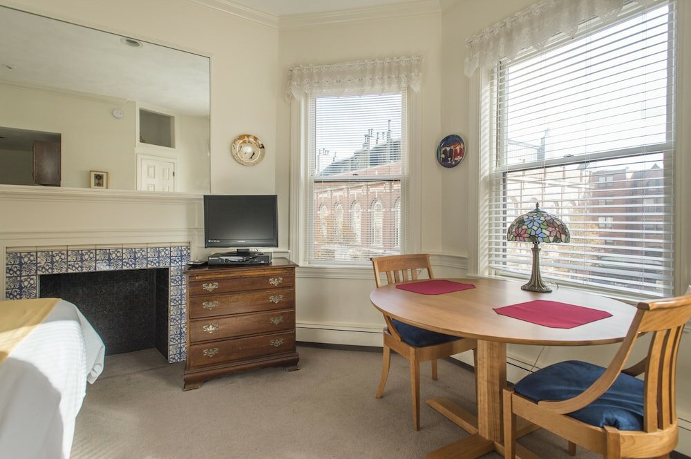 Фото Copley House