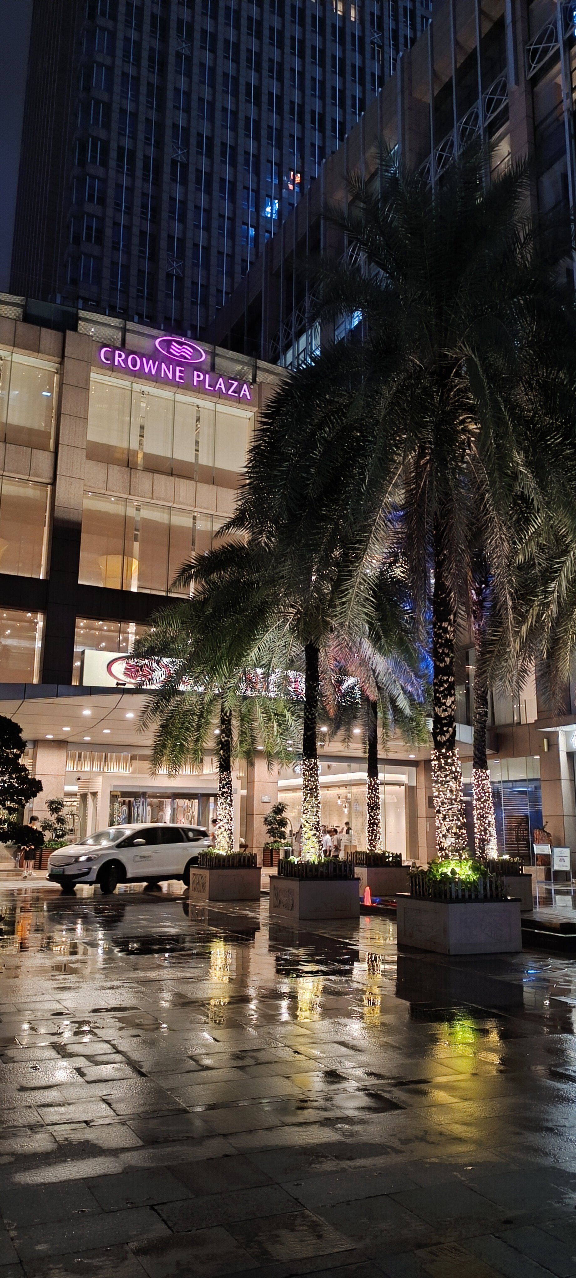 Фото Crowne Plaza Shenzhen Futian