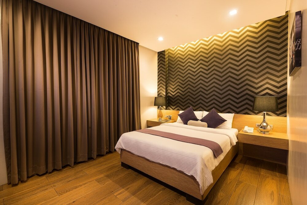 Фото Lenox Hotel