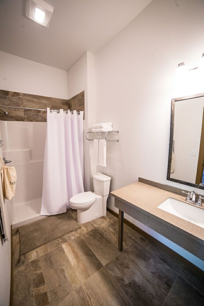 Фото Okoboji Commons Hotel