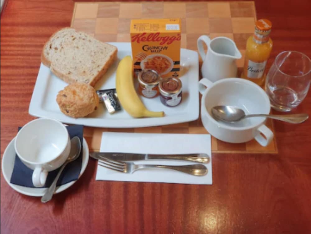 Фото The Royal Highland Hotel