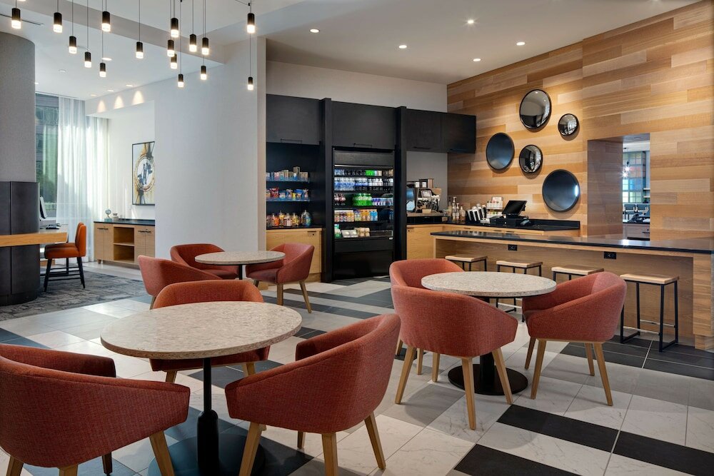 Фото Hyatt Place Boston/Seaport District