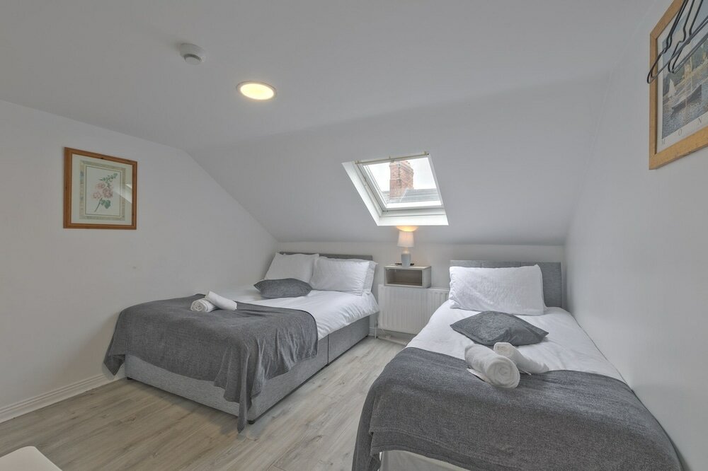 Фото Chamberlain House