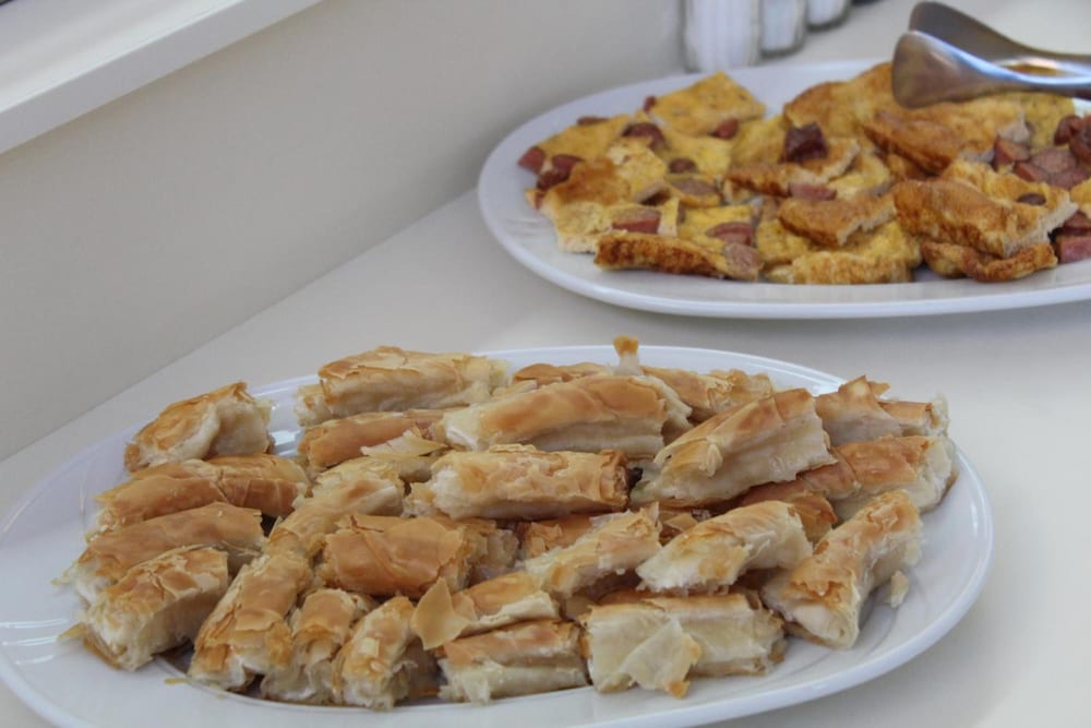 Фото Adonis Hotel