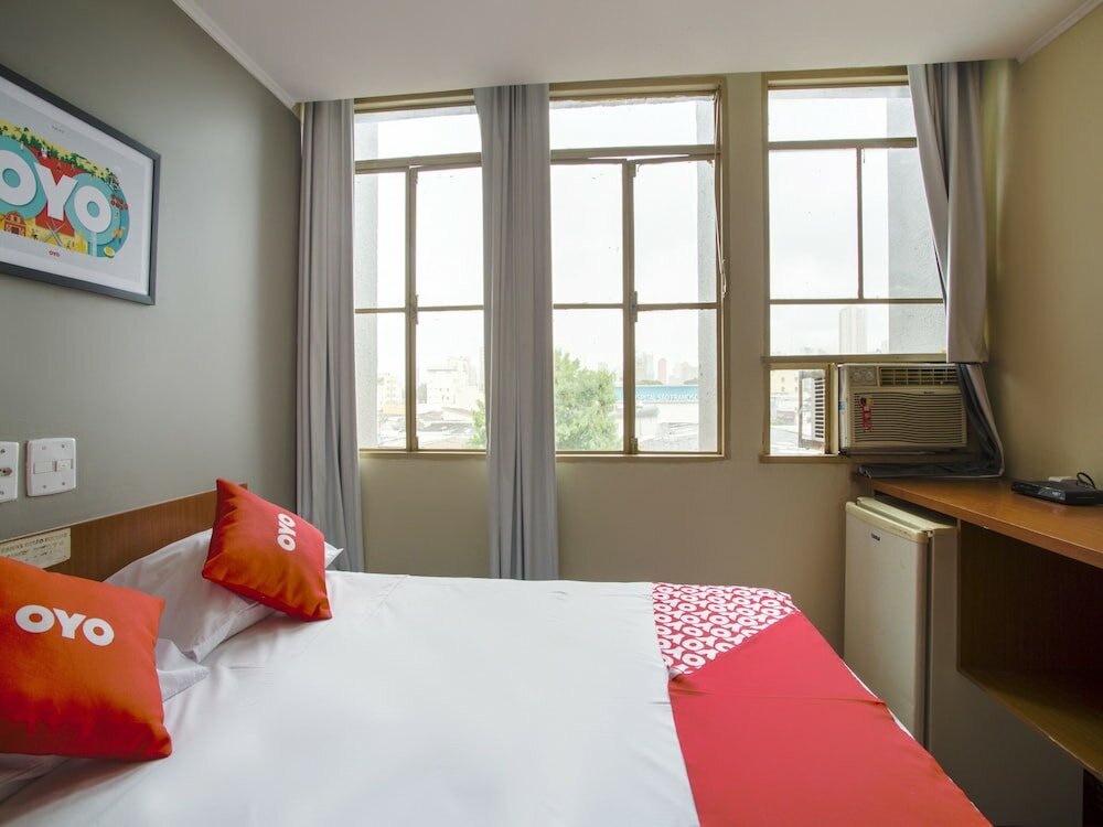 Фото Oyo Hotel La Rocca, Goiânia