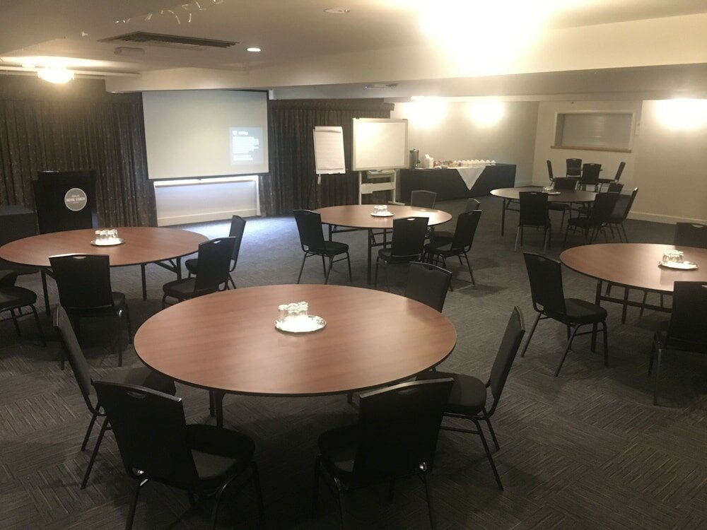 Фото Adelaide Royal Coach