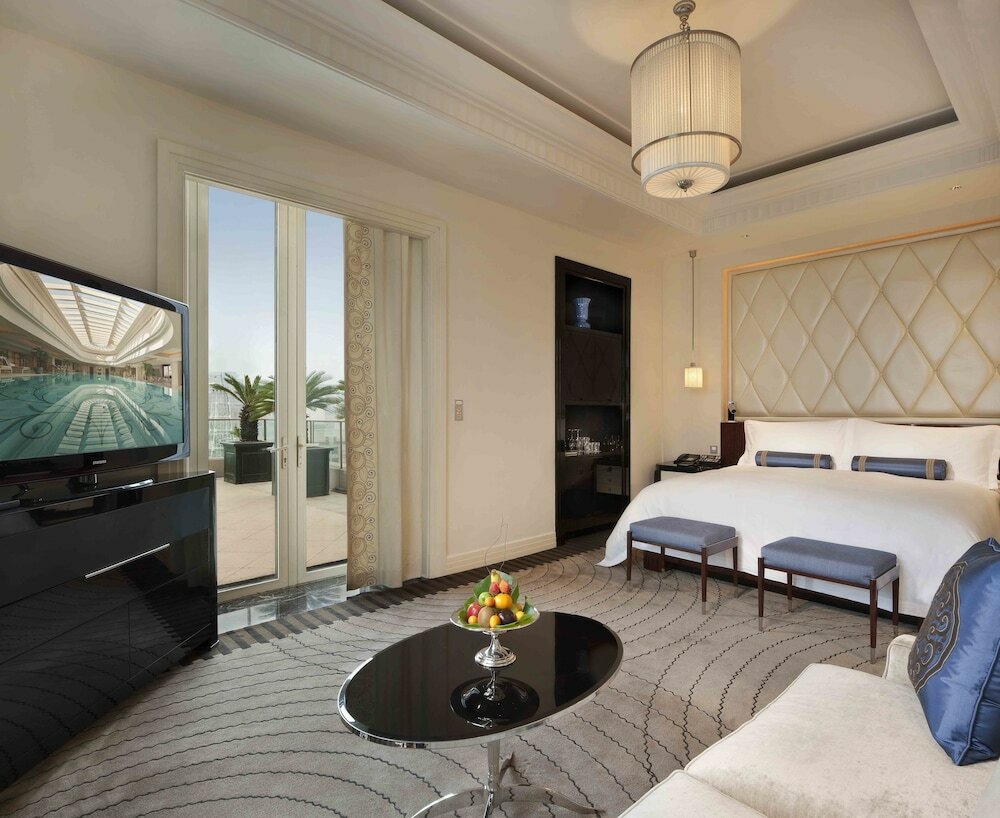 Фото The Peninsula Shanghai