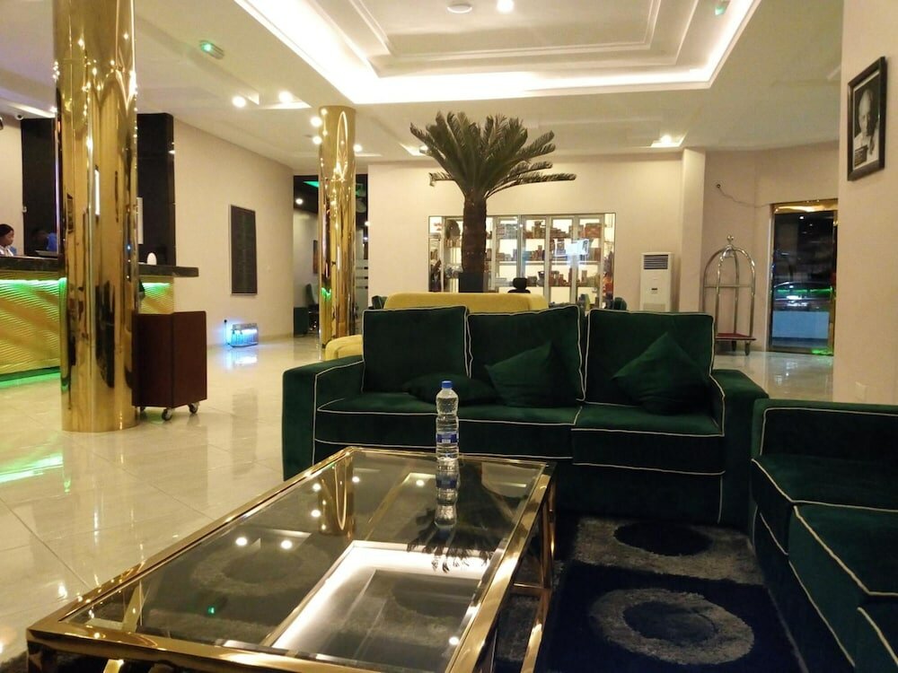 Фото Rollace Hotel