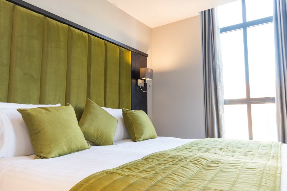 Фото St Nicholas Hotel