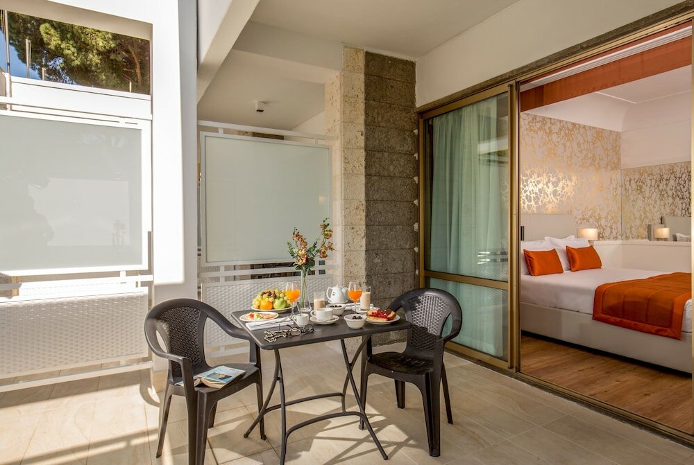 Фото Hotel Shangri-La Roma