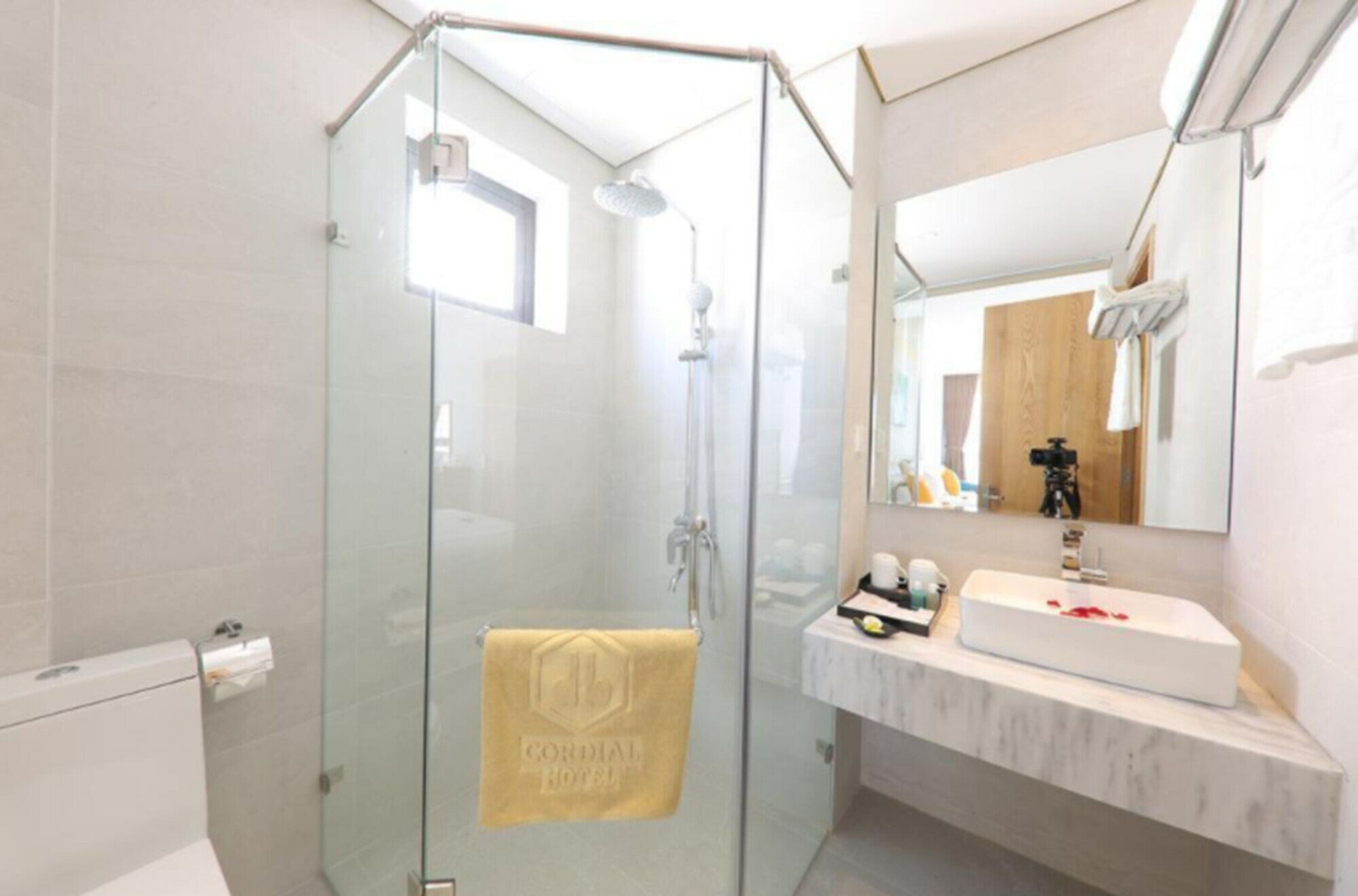 Фото Cordial Hotel