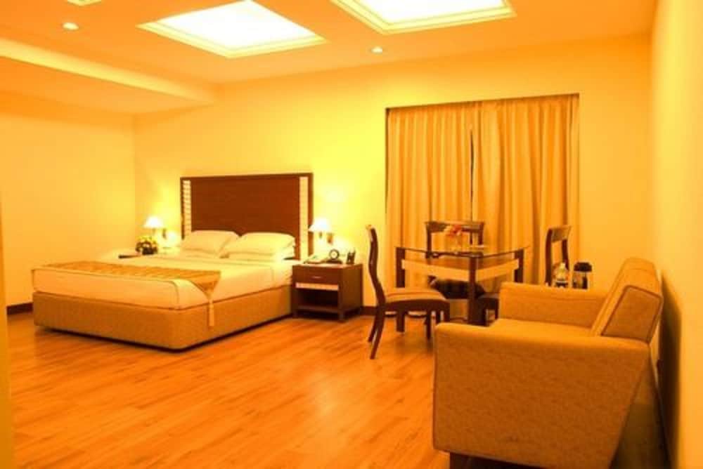 Фото The Residency Karur