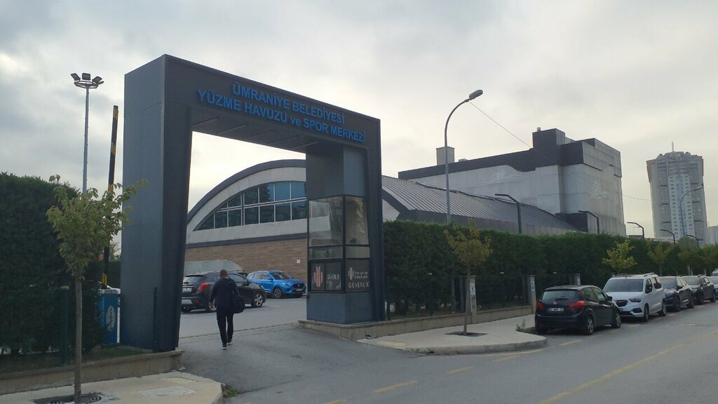 حمام السباحة Umraniye Municipality Swimming Pool and Sports Center ، اسطنبول، صورة