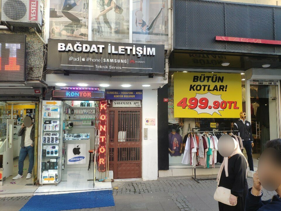 Mobile phone store Bağdat İletişim, Istanbul, photo