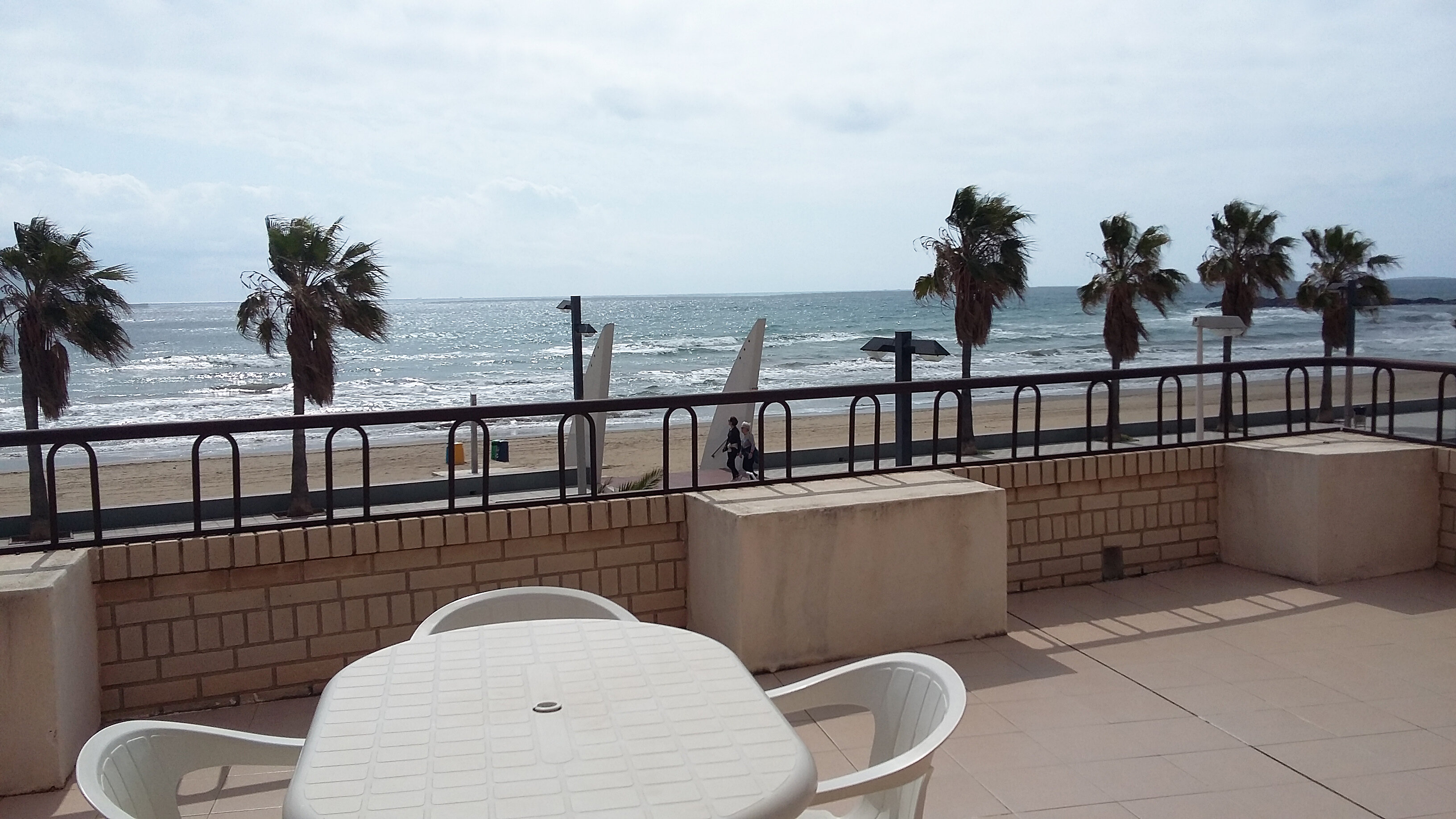 Фото Apartamentos Bernat Pie De Playa 3000