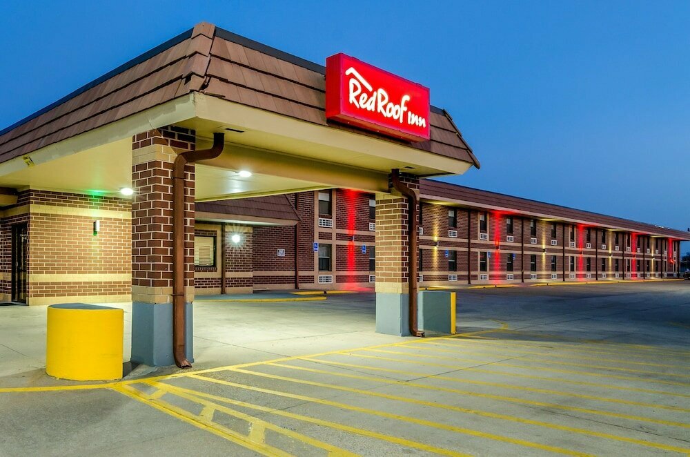 Hotel Red Roof Inn & Conference Center Wichita Airport, Wichita, photo