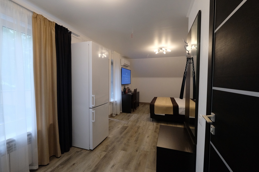 Фото Дельфин Холидей Парк Инал